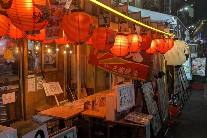 Shimbashi Hidden Izakaya Tour with a Working Tokyo Manager — photo 4