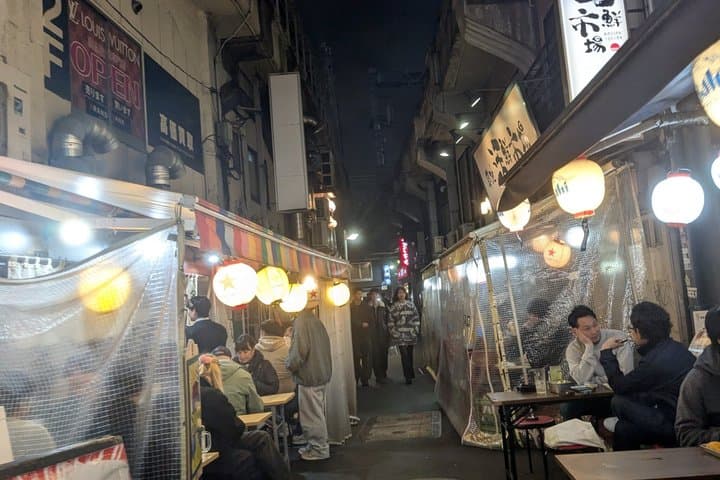 Shimbashi Hidden Izakaya Tour with a Working Tokyo Manager — photo 15