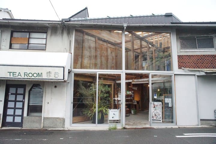 Not Your Typical Osaka Tour — Hidden Art Galleries & Local Lunch — photo 9