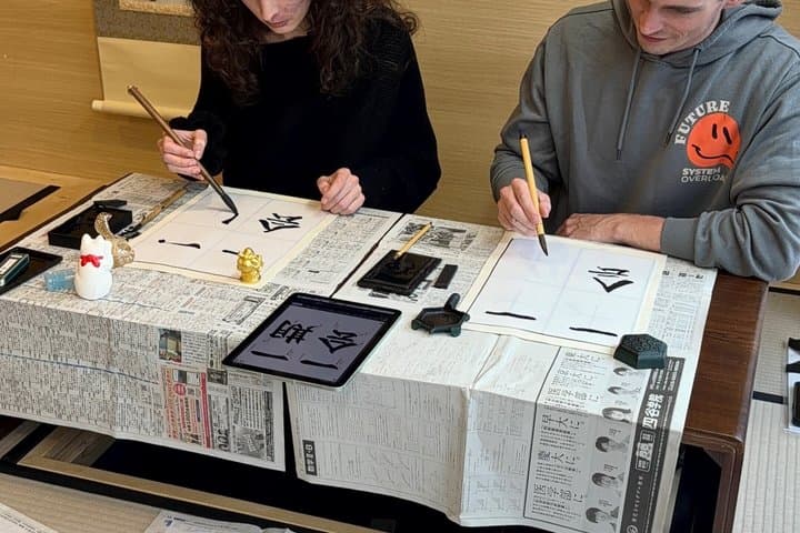 Authentic Calligraphy Experience in Tokyo — photo 10