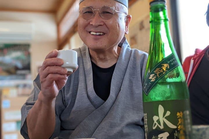Matsumoto Castle Tour and Sake Tasting — photo 4