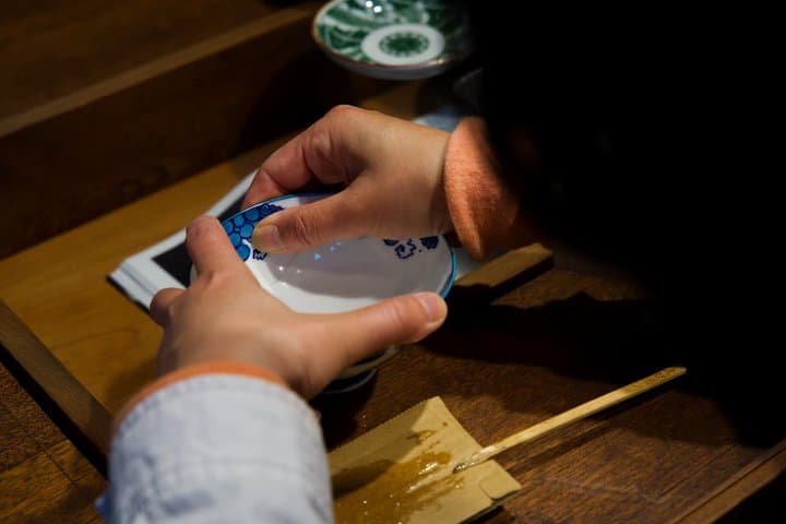 Kintsugi in Kyoto The Art of Golden Repair — photo 12