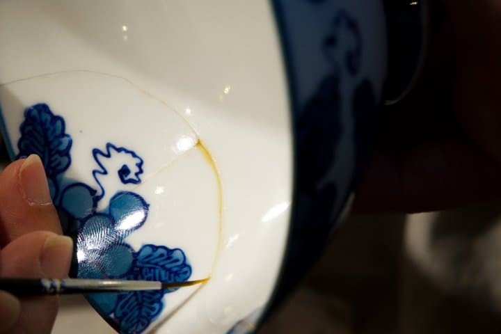 Kintsugi in Kyoto The Art of Golden Repair — photo 15