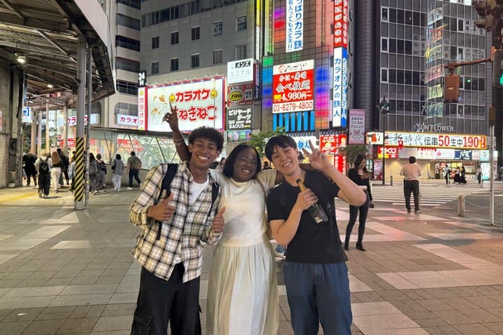 Shinjuku Night Intro Tour: Local — photo 5