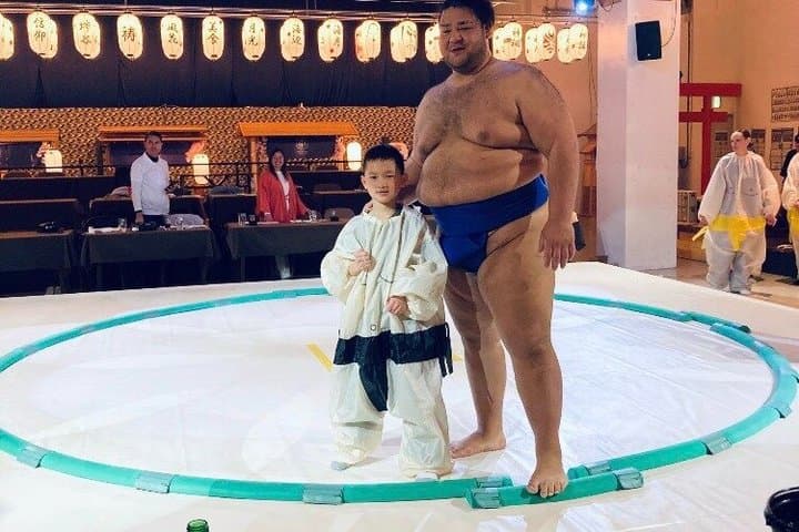 Up-Close Sumo Experience at Ochi Stable: Wear Kimono in Osaka — photo 6