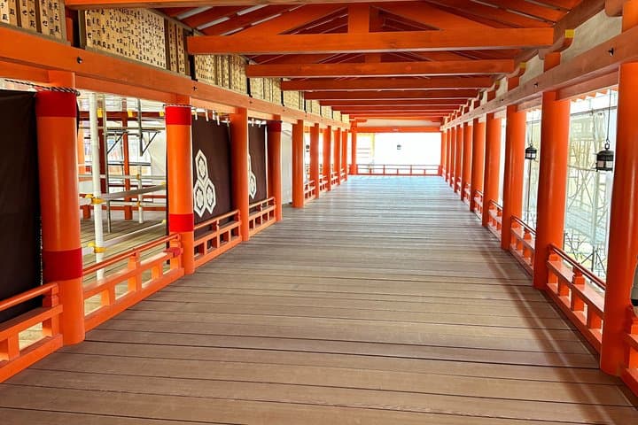 Historic Hiroshima By Private Vehicle or Public Transport — photo 4