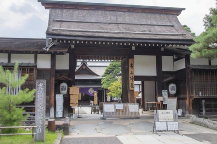 Takayama Private Custom Tour with Local Guide — photo 15