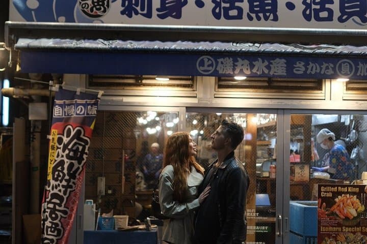 Capture Shinjuku Neon Nights Tokyo Photoshoot — photo 12