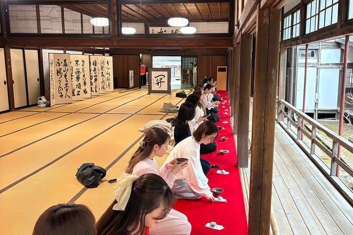 Yamanashi 1 Day Zen Retreat Departing from Tokyo — photo 5