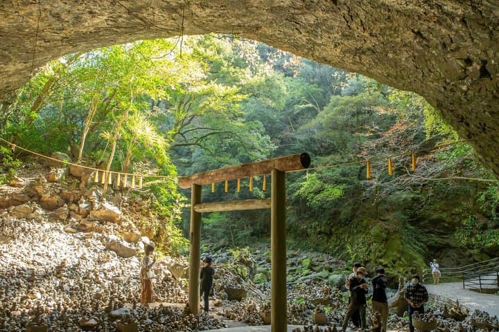 Takachiho Full‑Day Private Tour from Kumamoto (Kyushu) — photo 2