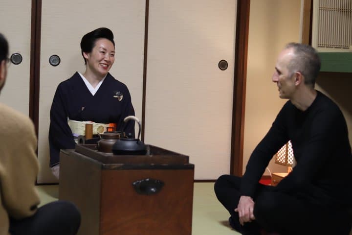 Shared Tea Ceremony with Live Traditional Music in Kyoto — photo 5