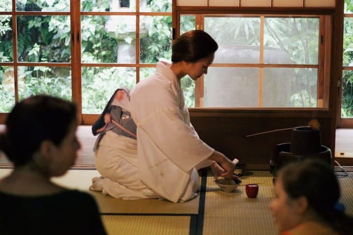 Shared Tea Ceremony with Live Traditional Music in Kyoto — photo 2