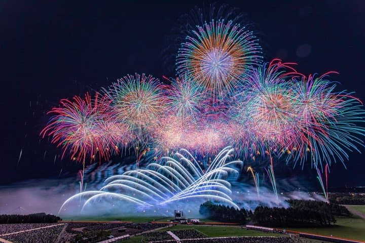 Hokkaido Art Fireworks 2026 English/Chinese/Korean — photo 3