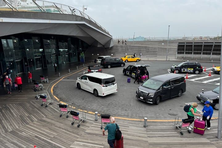 Accessible Yokohama Port Transfer with English-speaking Driver — photo 8