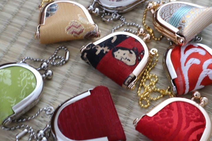 Japanese Crafts Workshop in Tokyo – Handmade Clasp Purse & More — photo 3