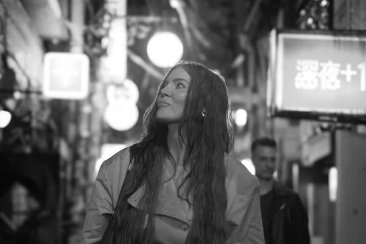 Capture Shinjuku Neon Nights Tokyo Photoshoot — photo 20