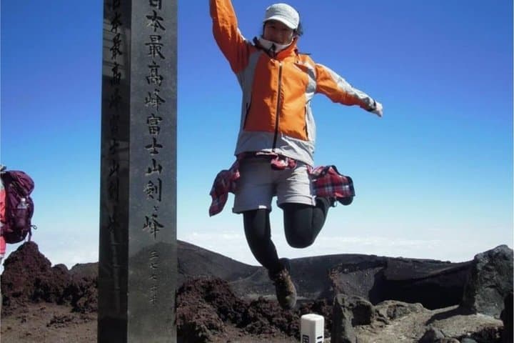 Mount Fuji Climbing Adventure and Onsen Experience — photo 3