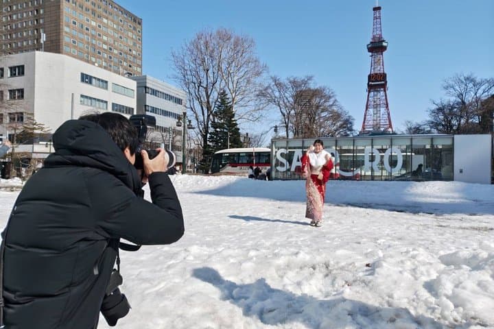 Sapporo Kimono Walking tour in Popular sightseeing spot