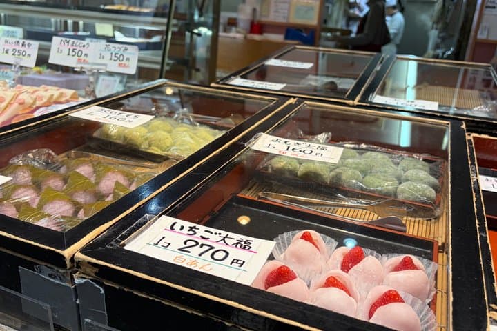 Kobe Food Tour: 10+dishes at Market/Chinatown; Kobe Beef Included — photo 8