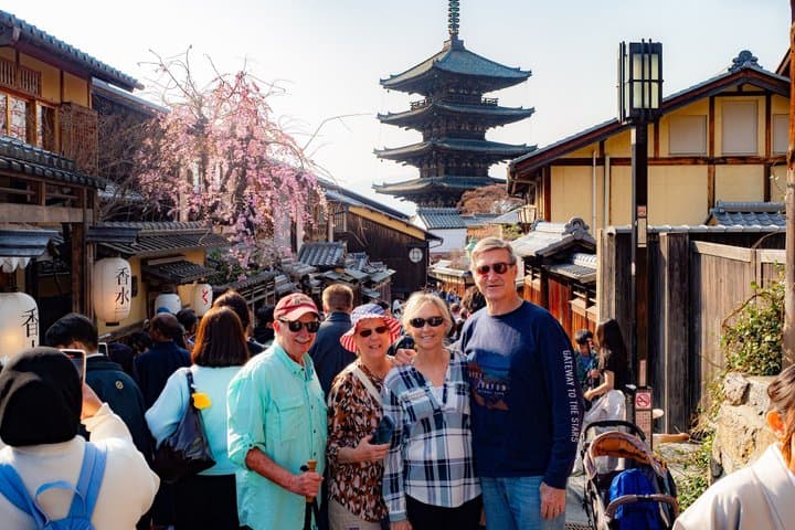 Private Car Tour to KYOTO, OSAKA or NARA | KOBE Shore Excursion — photo 2