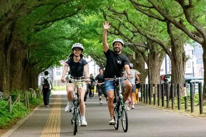 3-Hour Tokyo Private E-Bike Tour Starting from Your Hotel — photo 1