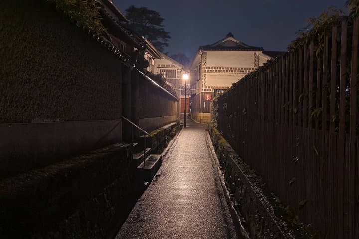 Okayama: Kurashiki Silent Canal Walk (Morning & Night) — photo 2