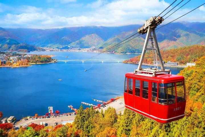 Mount Fuji Panoramic Ropeway and Lake Kawaguchi Day Trip — photo 3