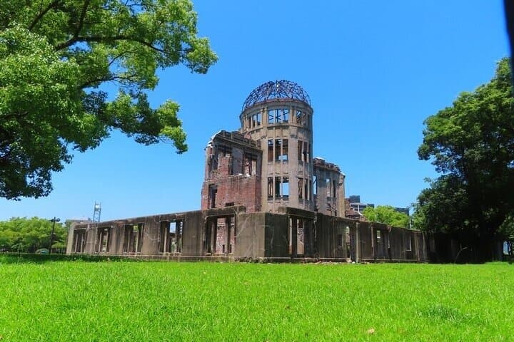 Day Tour Hiroshima Peace Miyajima and Stadium from Kyoto or Osaka — photo 5