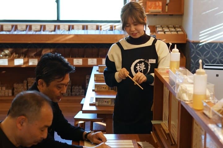 Asakusa Chopstick Making Workshop — photo 3