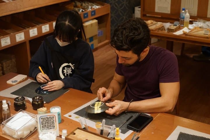 Tokyo Traditional Kintsugi Gold Repair Workshop — photo 3
