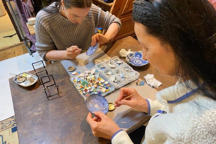 Hands On Modern Kintsugi with a Japanese Tradition in English — photo 11