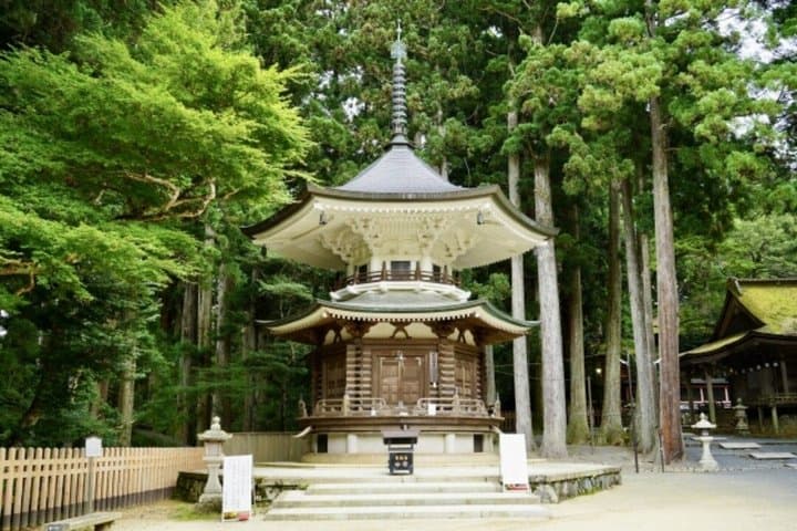 Koyasan Must Visit Spots Self Guided Tour — photo 6