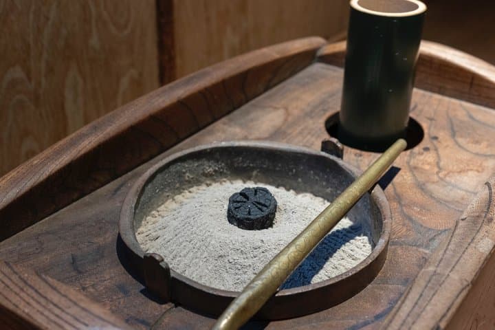 Hands-on Zen Calligraphy & 150-Year-Old Kyoto Machiya Tour — photo 16