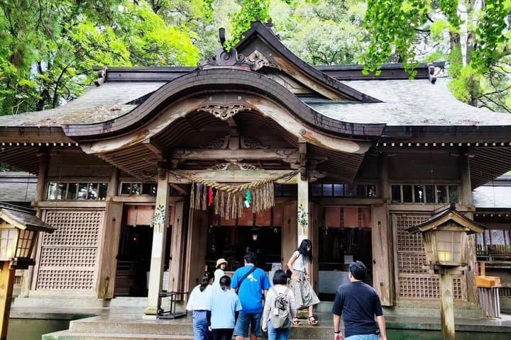 One Day Tour of Kamishikimi Kumanoimasu Shrine in Miyazaki — photo 4