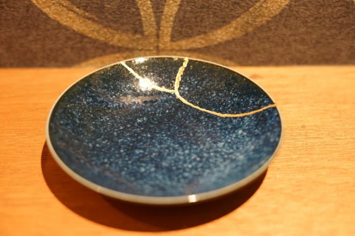 Tokyo Traditional Kintsugi Workshop in Asakusa Gold Repair Art — photo 7