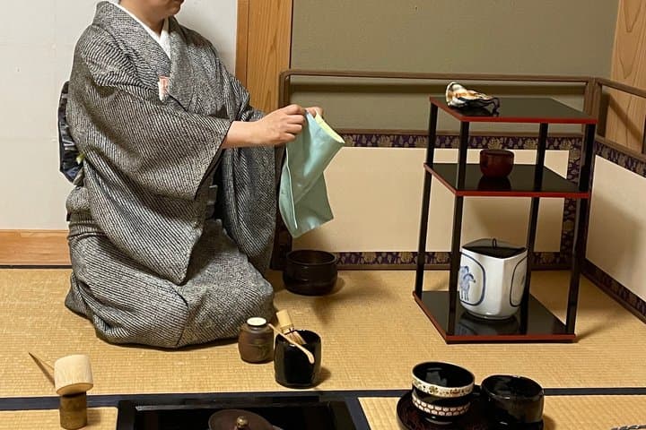 Private Tea Ceremony in Matsuyama Castle | Make Your Own Matcha — photo 8