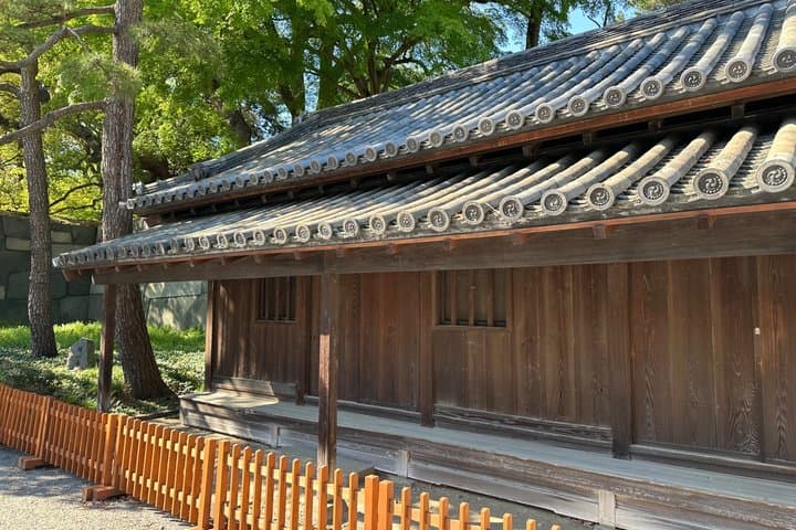 Tokyo: Imperial Palace and Shogun Historical Walking Tour — photo 13