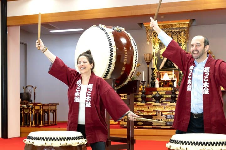 Taiko Drumming and Buddhist Chanting in a 700-Year Tokyo Temple — photo 16