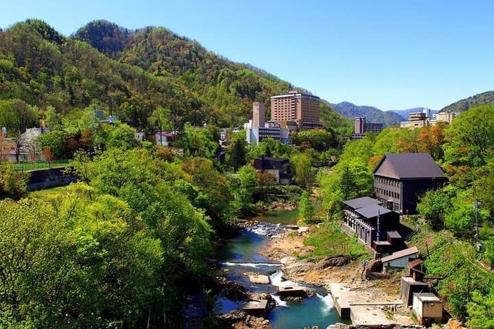 Sapporo Jyozankei Private Complete Tour Summer and Autumn — photo 2