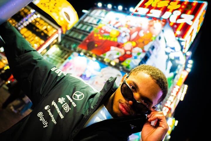 Shinjuku Neon Night Photo Tour with Pro Photographer — photo 3