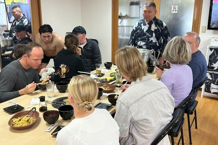 Sumo experience in Tokyo Step into the ring and sumo meal — photo 8