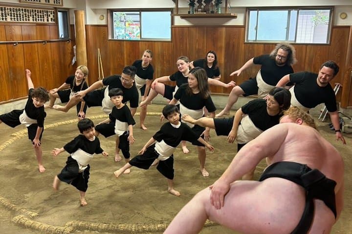 Sumo experience in Tokyo Step into the ring and sumo meal — photo 4