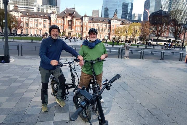 Tokyo: Private 3-Hour E-Bike Tour of Best City Highlights — photo 8