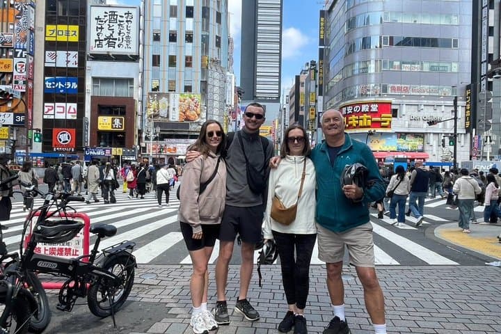 Tokyo: Private 3-Hour E-Bike Tour of Best City Highlights — photo 4