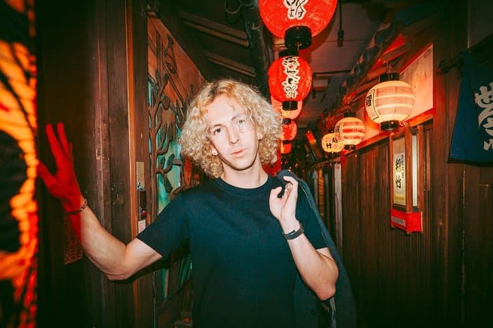 Osaka Dotonbori Night Photoshoot with Photographer — photo 3