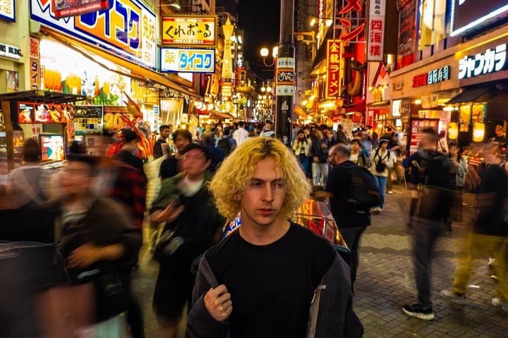 Osaka Dotonbori Night Photoshoot with Photographer — photo 11