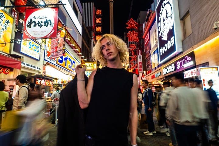 Osaka Dotonbori Night Photoshoot with Photographer — photo 9