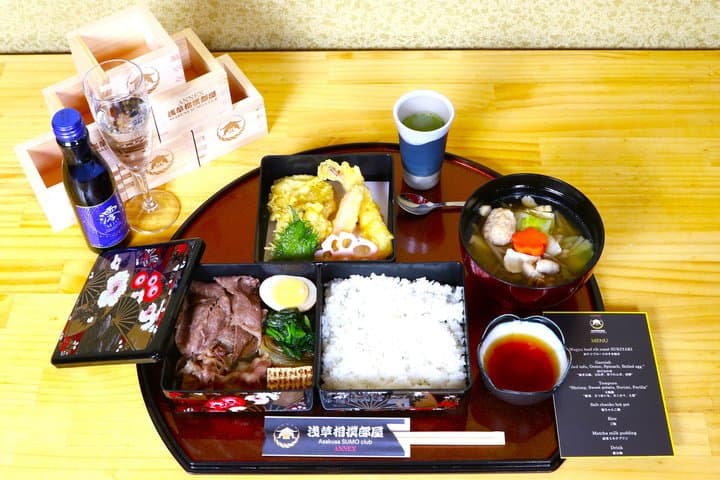 Tokyo Luxury Sumo Experience with Deluxe Japanese Cuisine — photo 4