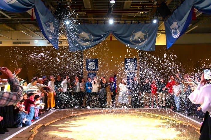 Kyoto: Sumo Entertainment Show with Chicken Hot Pot & Geisha — photo 8