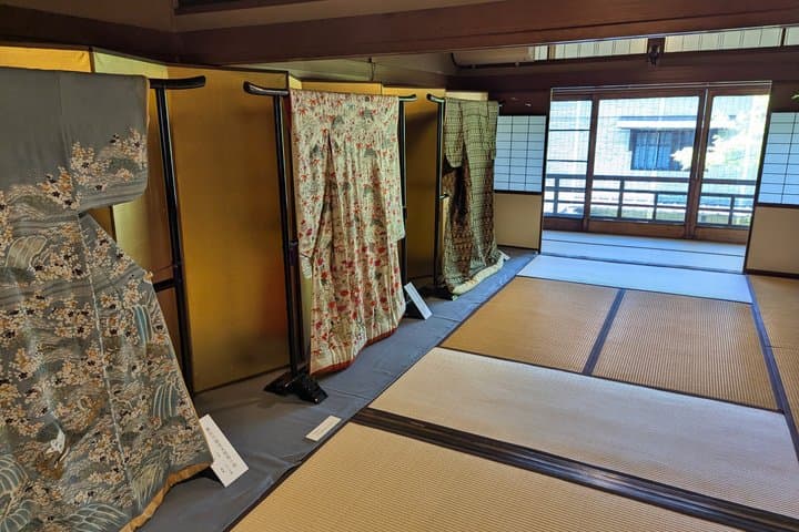 Kyoto Nishijin Afternoon Walk: Culture, Shrine Views & Local Eats — photo 6